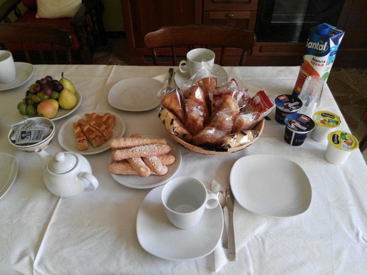 B&B Casa Piras Iun3880 巴鲁米尼 外观 照片